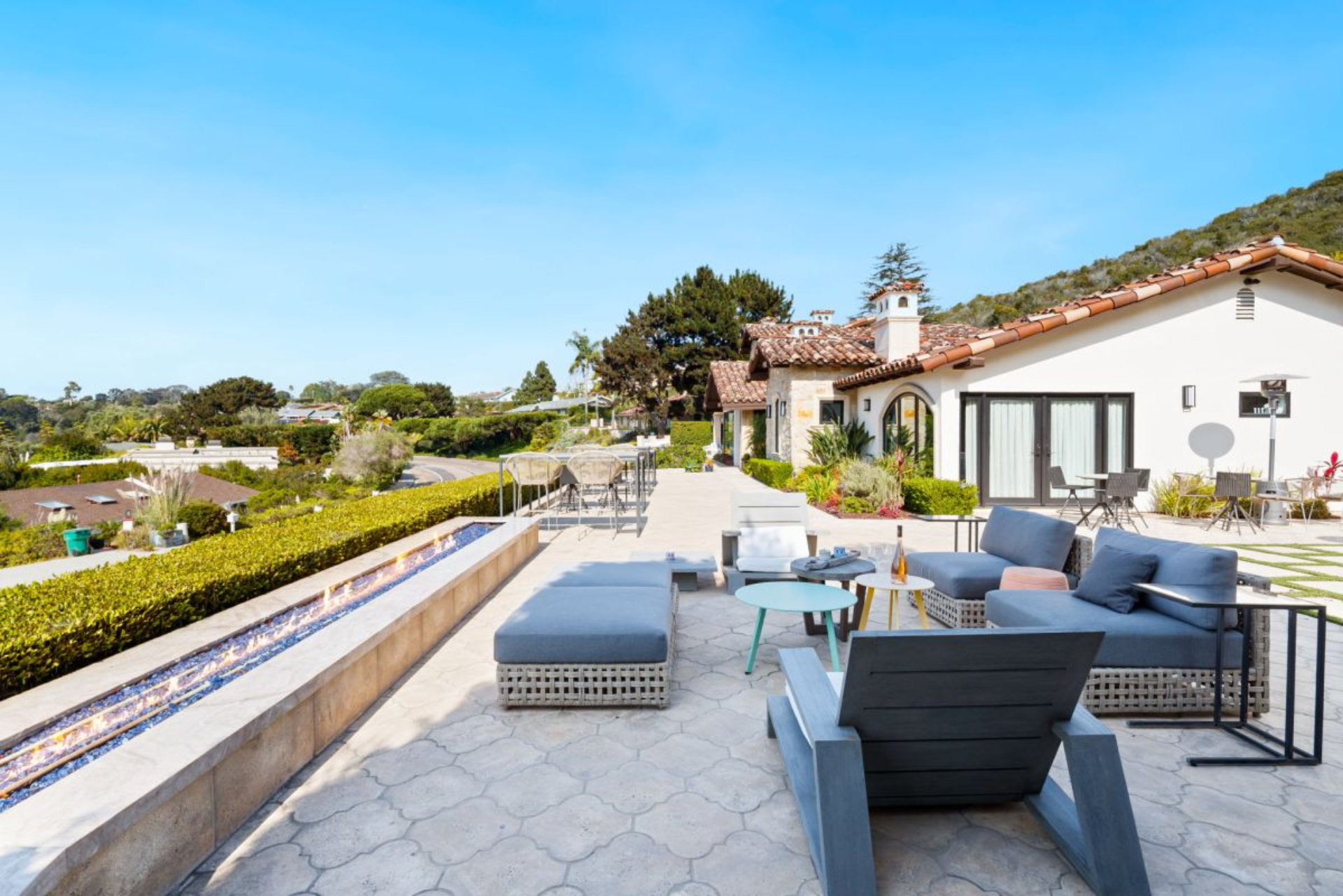 Elegant La Jolla Villa | Photo 45