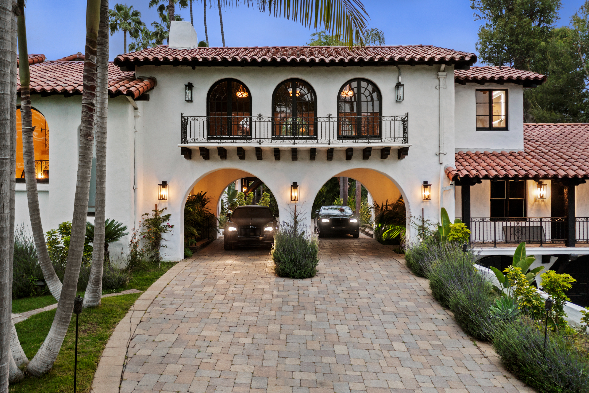 Sunset Estate | Photo 11