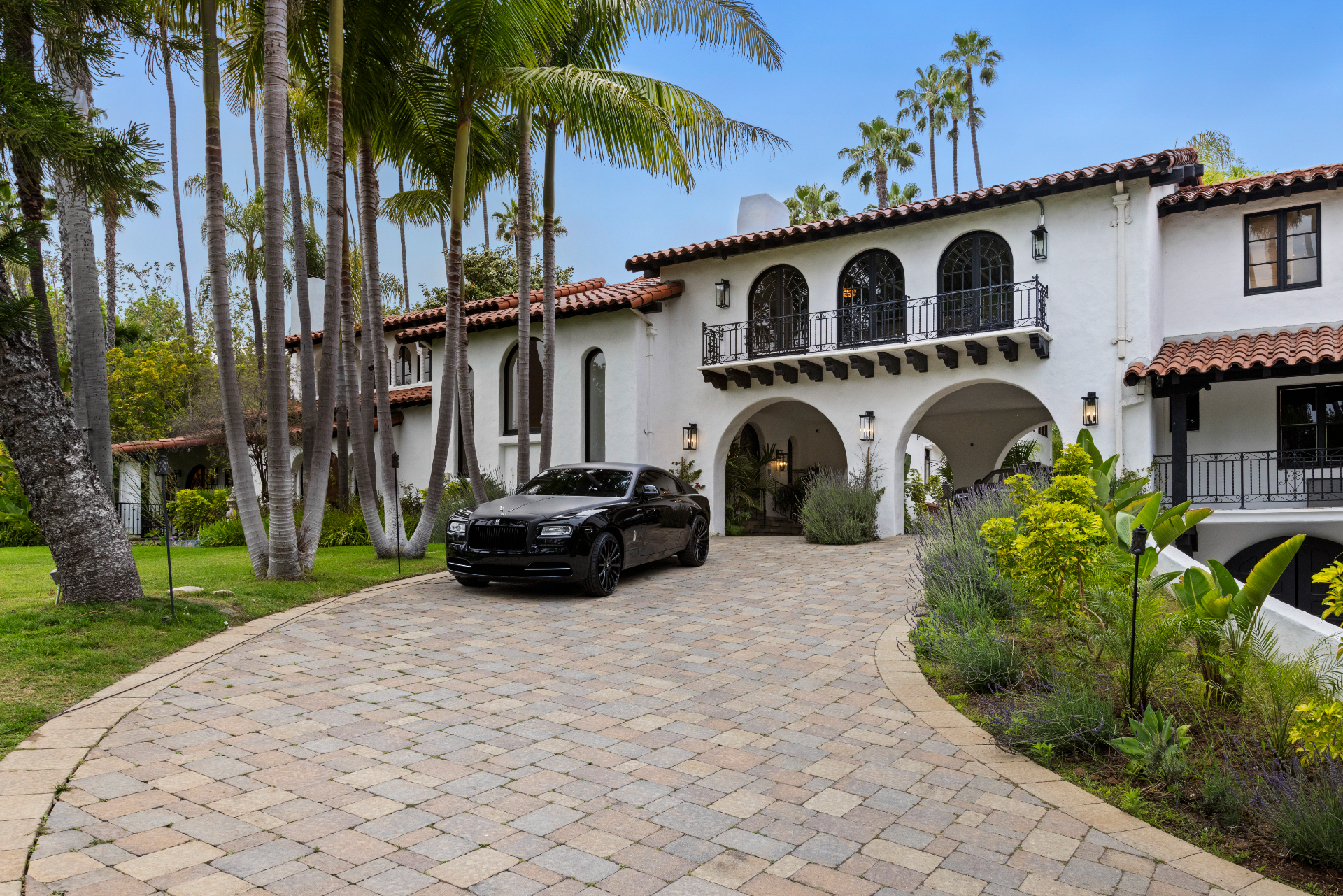 Sunset Estate | Photo 38