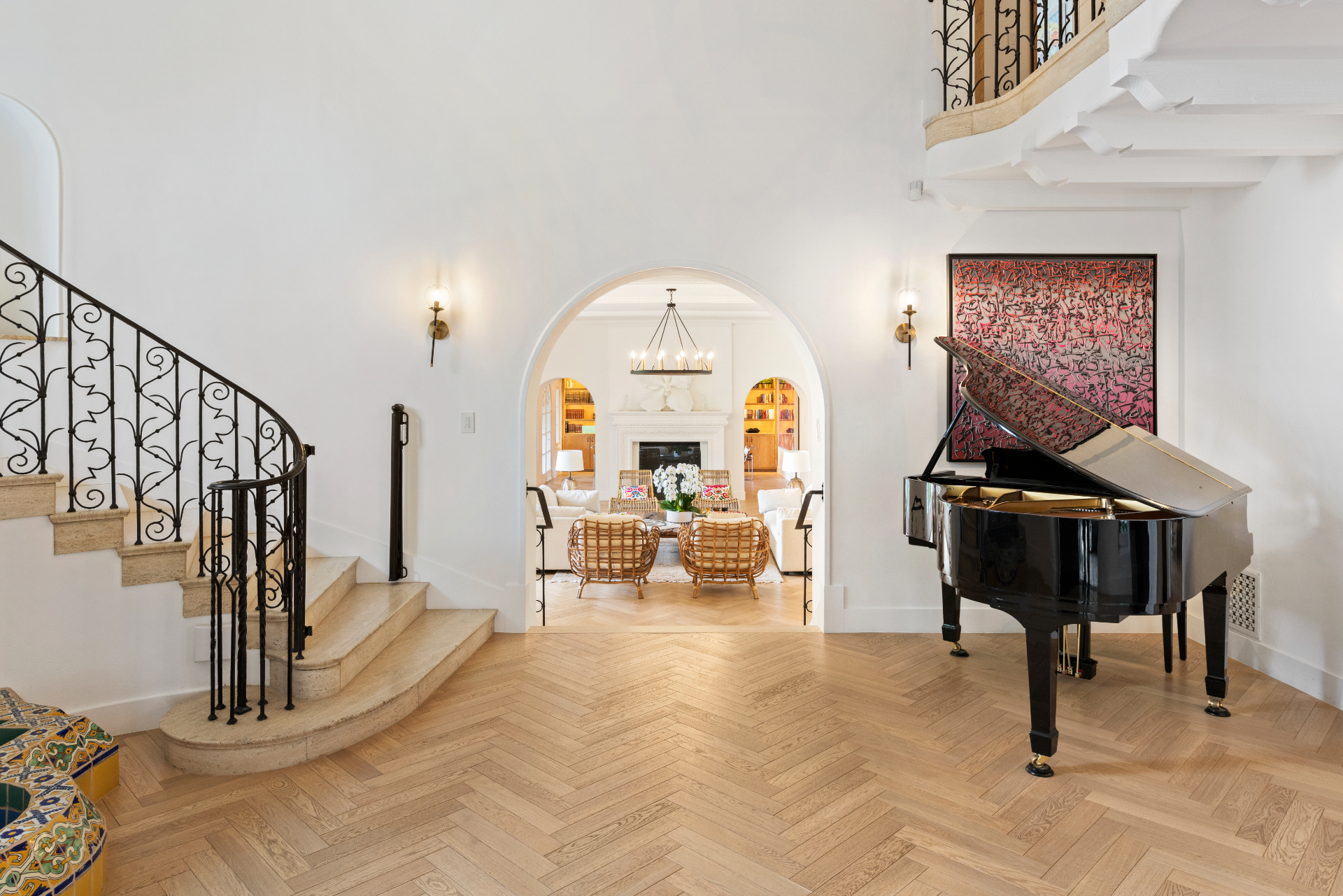 Sunset Estate | Photo 17