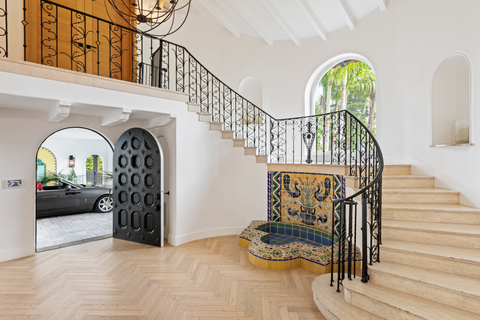 Sunset Estate | Photo 16