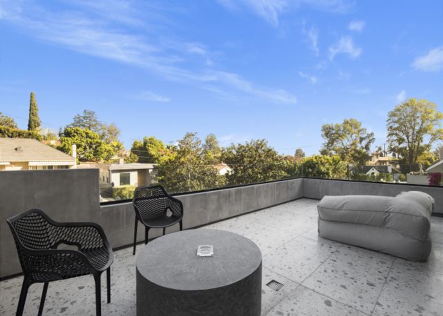 The Ashton Flats 2 4