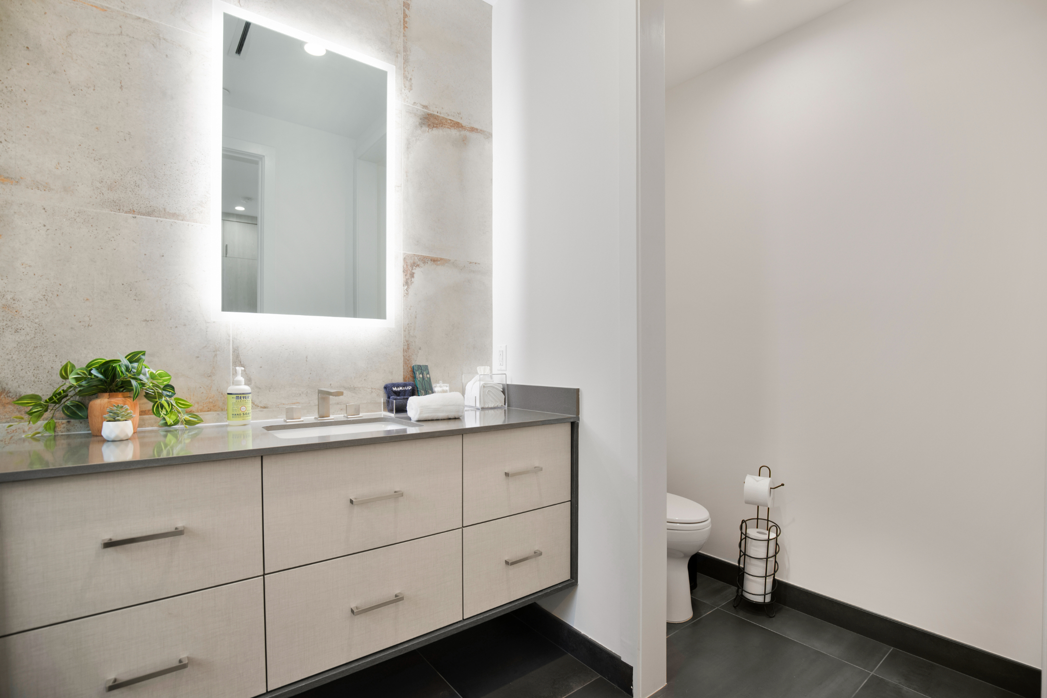 The Ashton Flats 2 | Photo 29