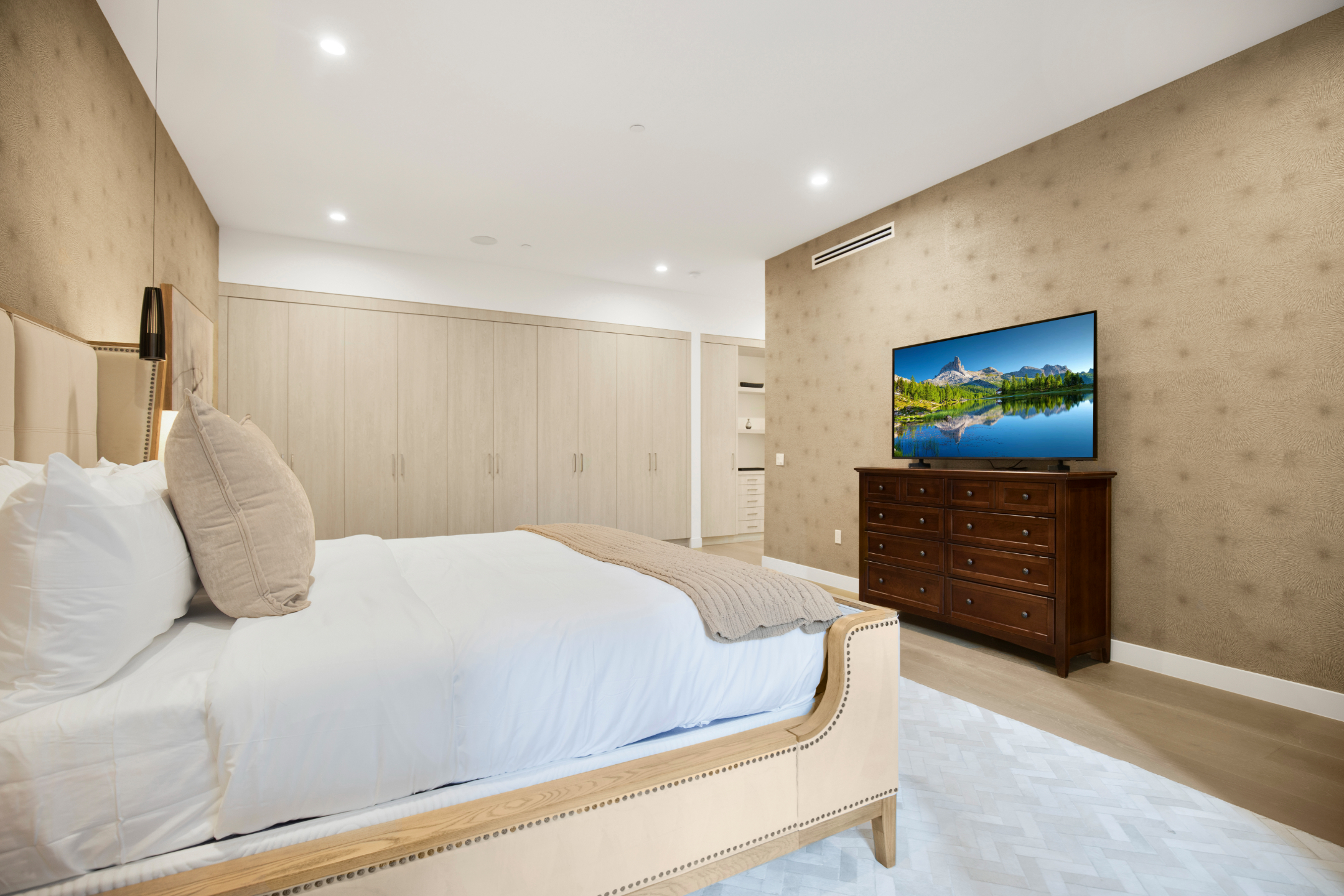 The Ashton Flats 2 | Photo 19