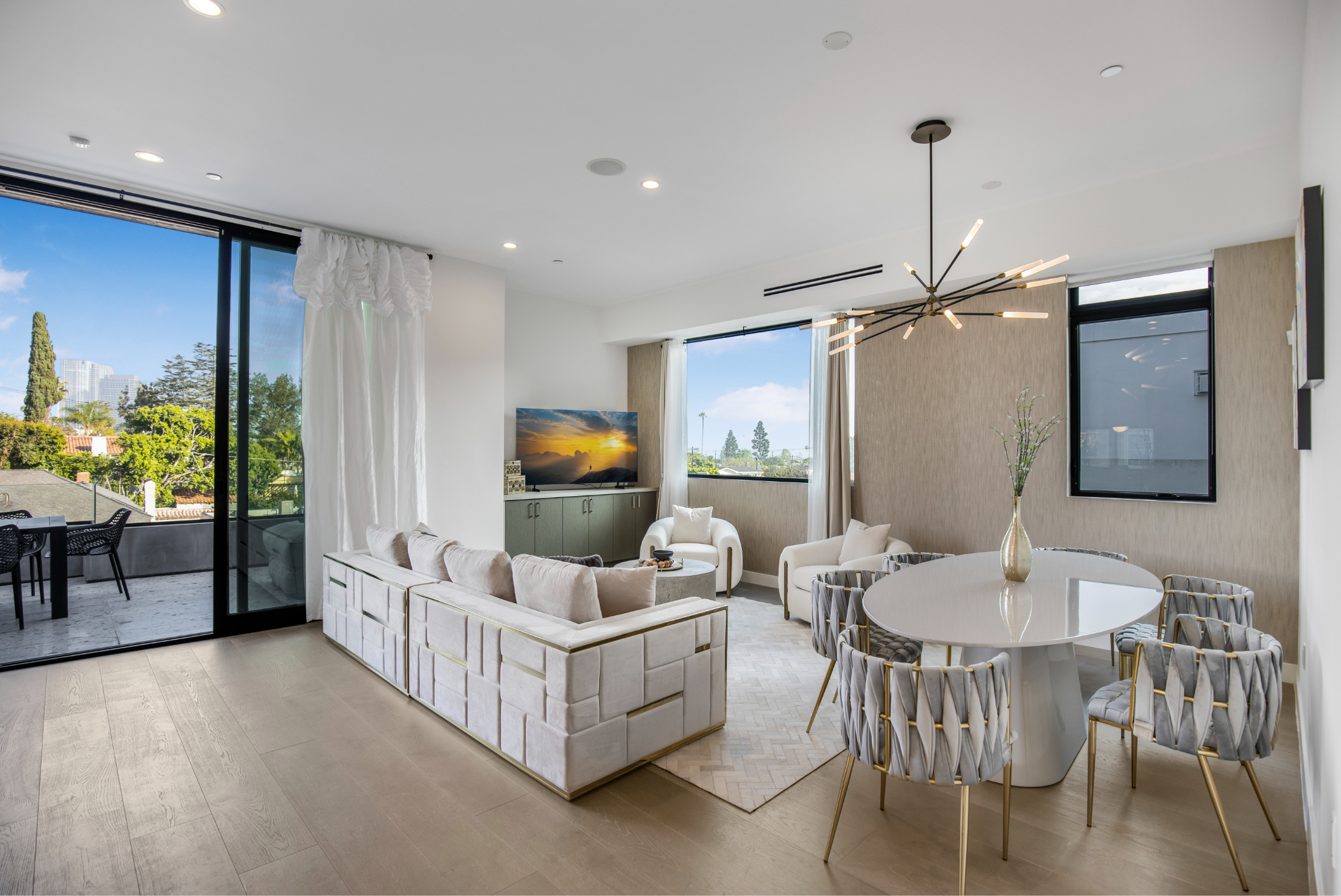 The Ashton Flats 3 | Photo 6