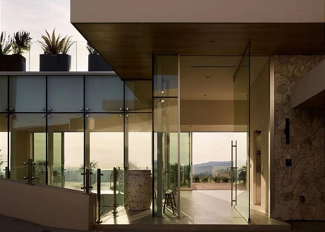 Featured Property Blue Lagoon