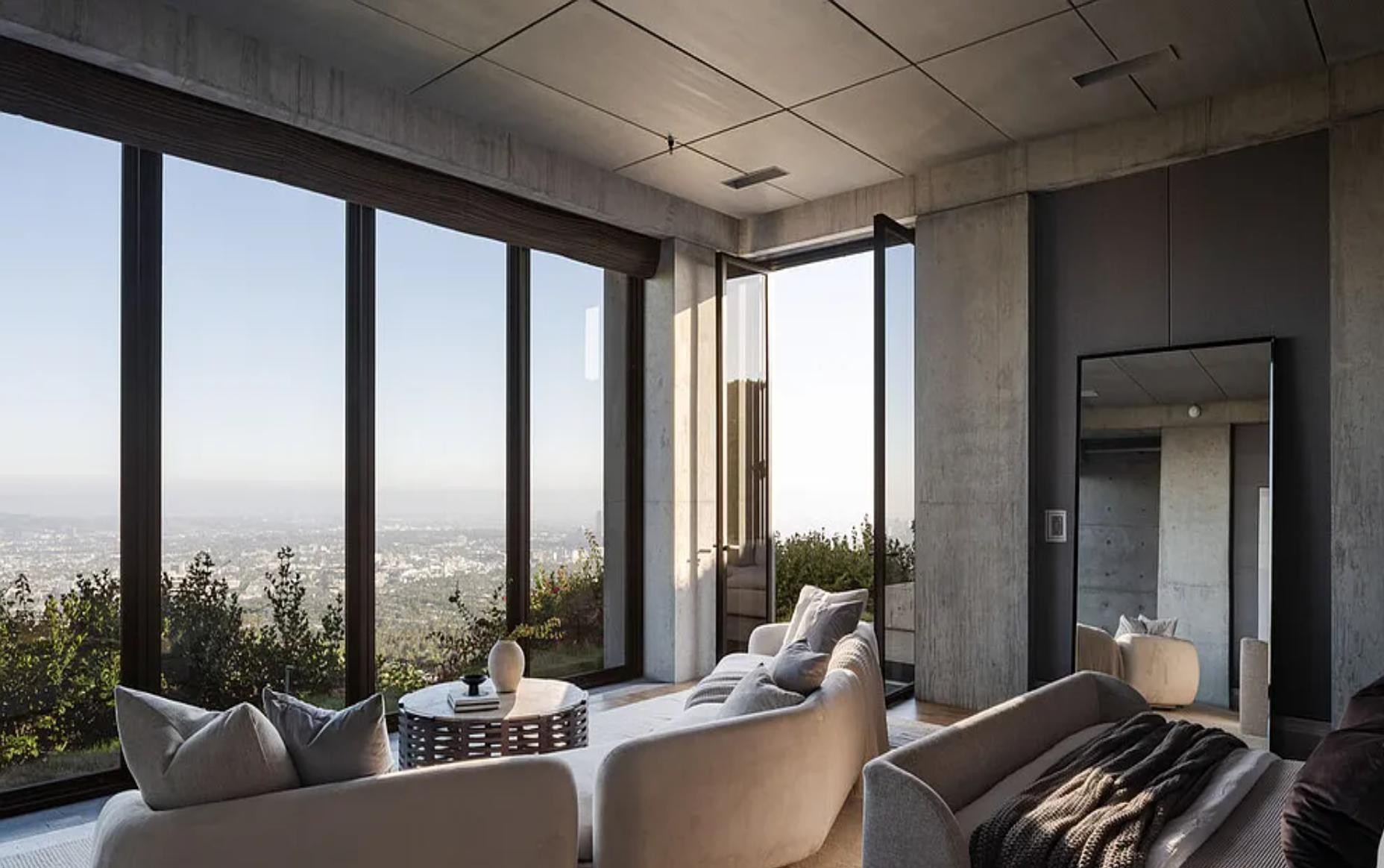 Trousdale Villa | Photo 6