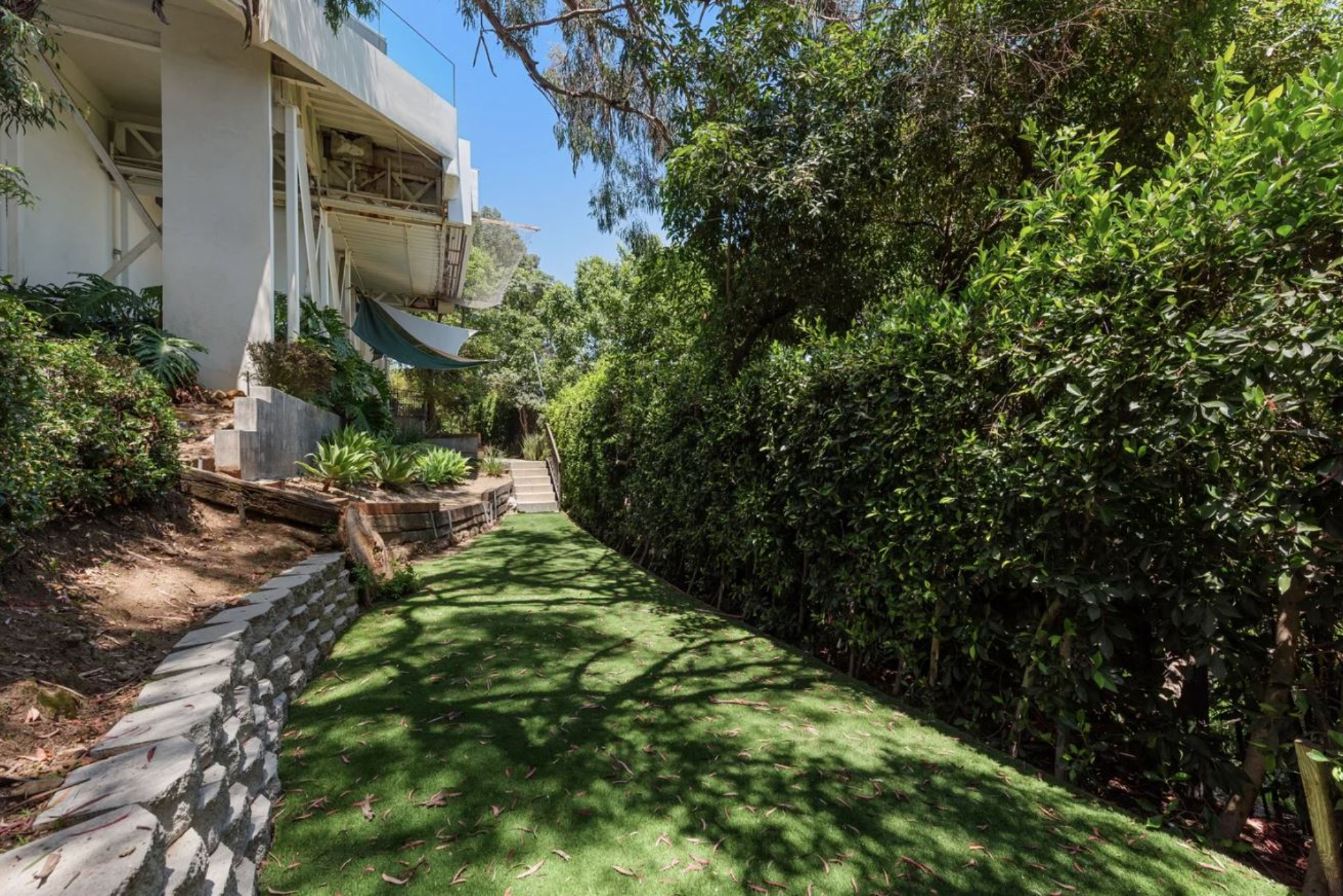 Las Alturas Estate | Photo 41