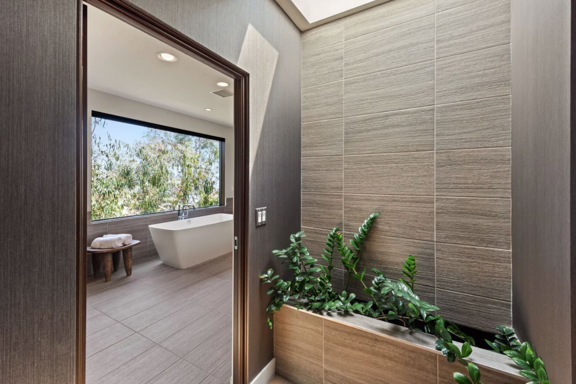 Las Alturas Estate | Photo 27