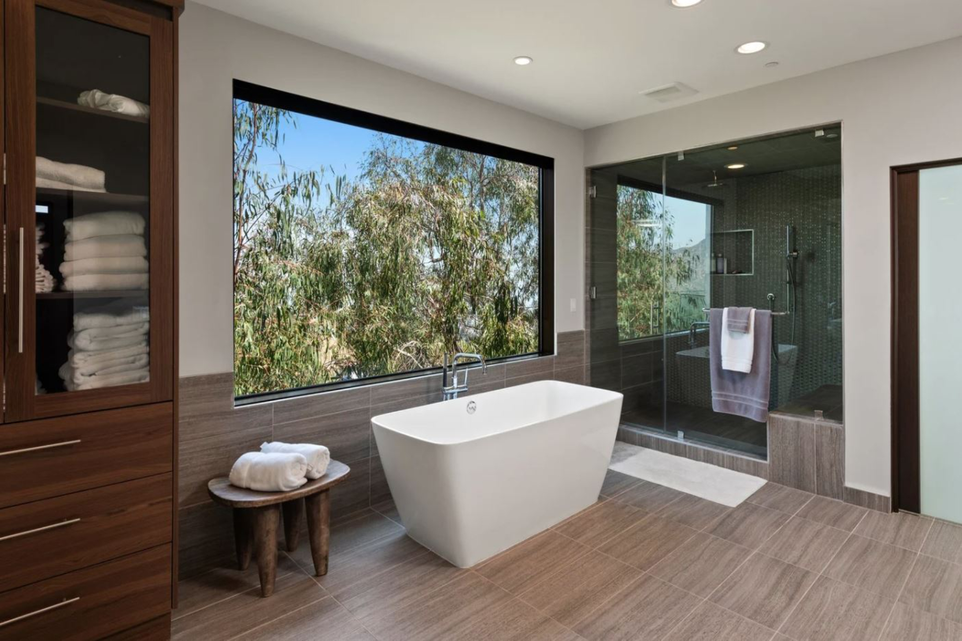 Las Alturas Estate | Photo 28