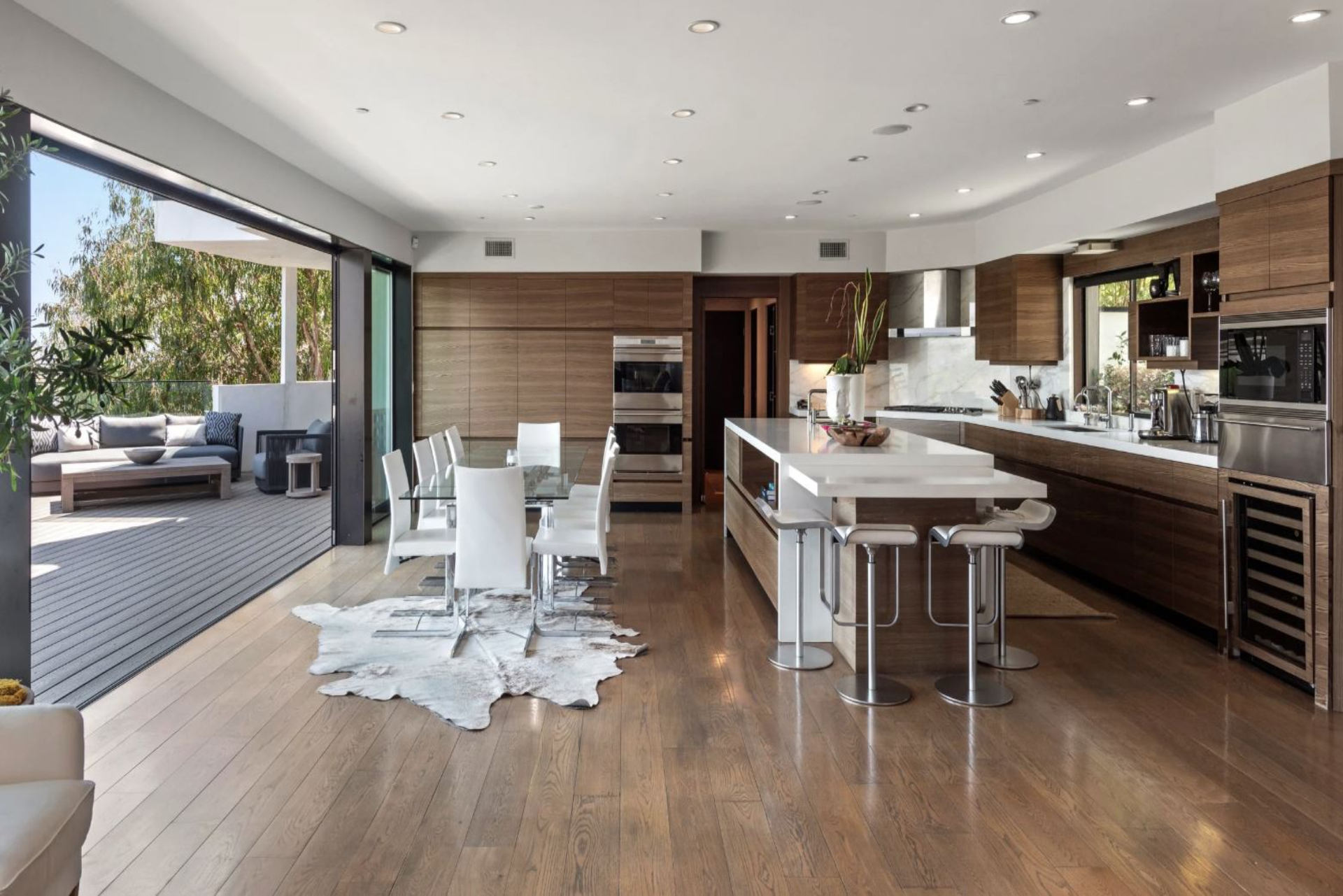 Las Alturas Estate | Photo 14