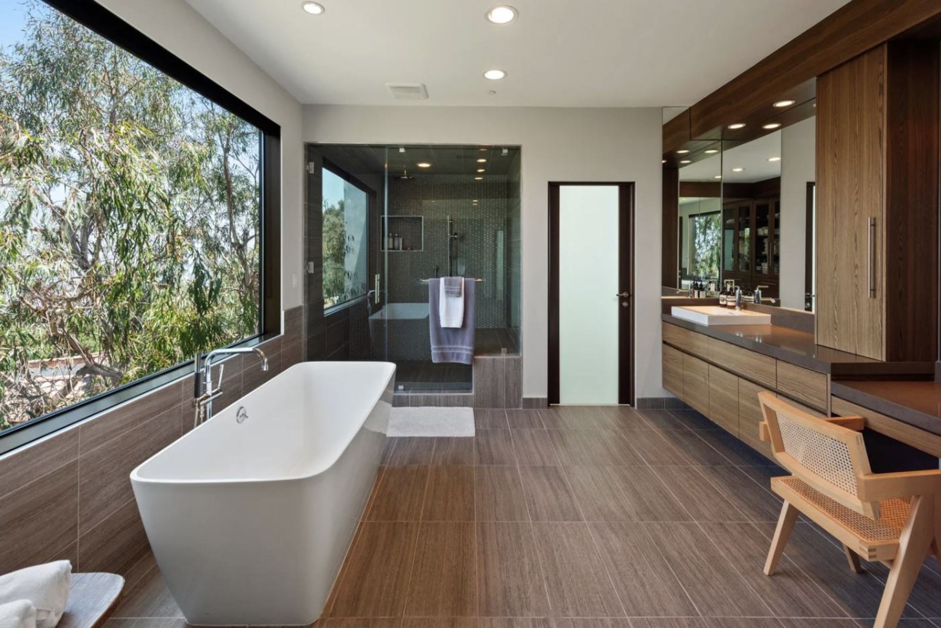 Las Alturas Estate | Photo 29