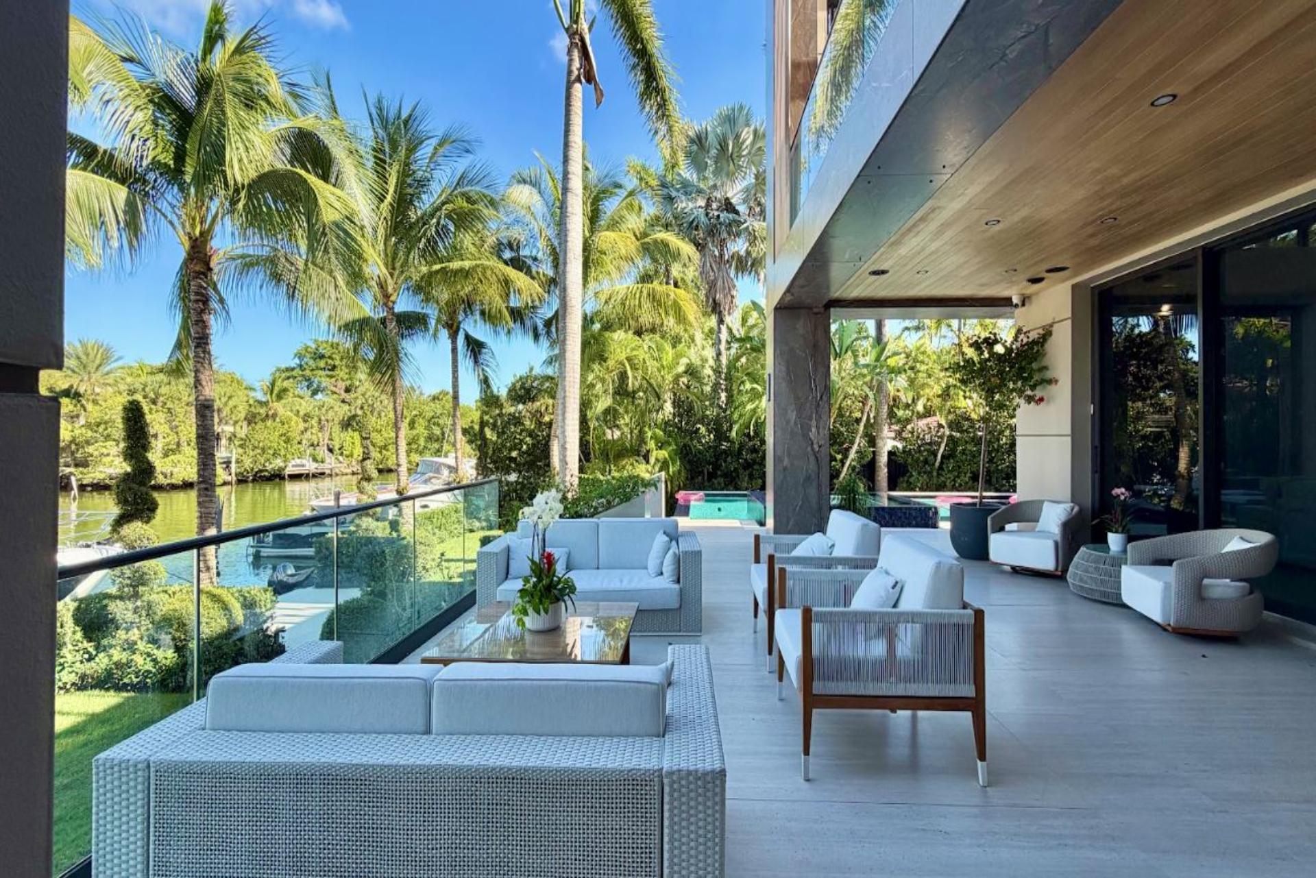 MiraDar Estate | Photo 2