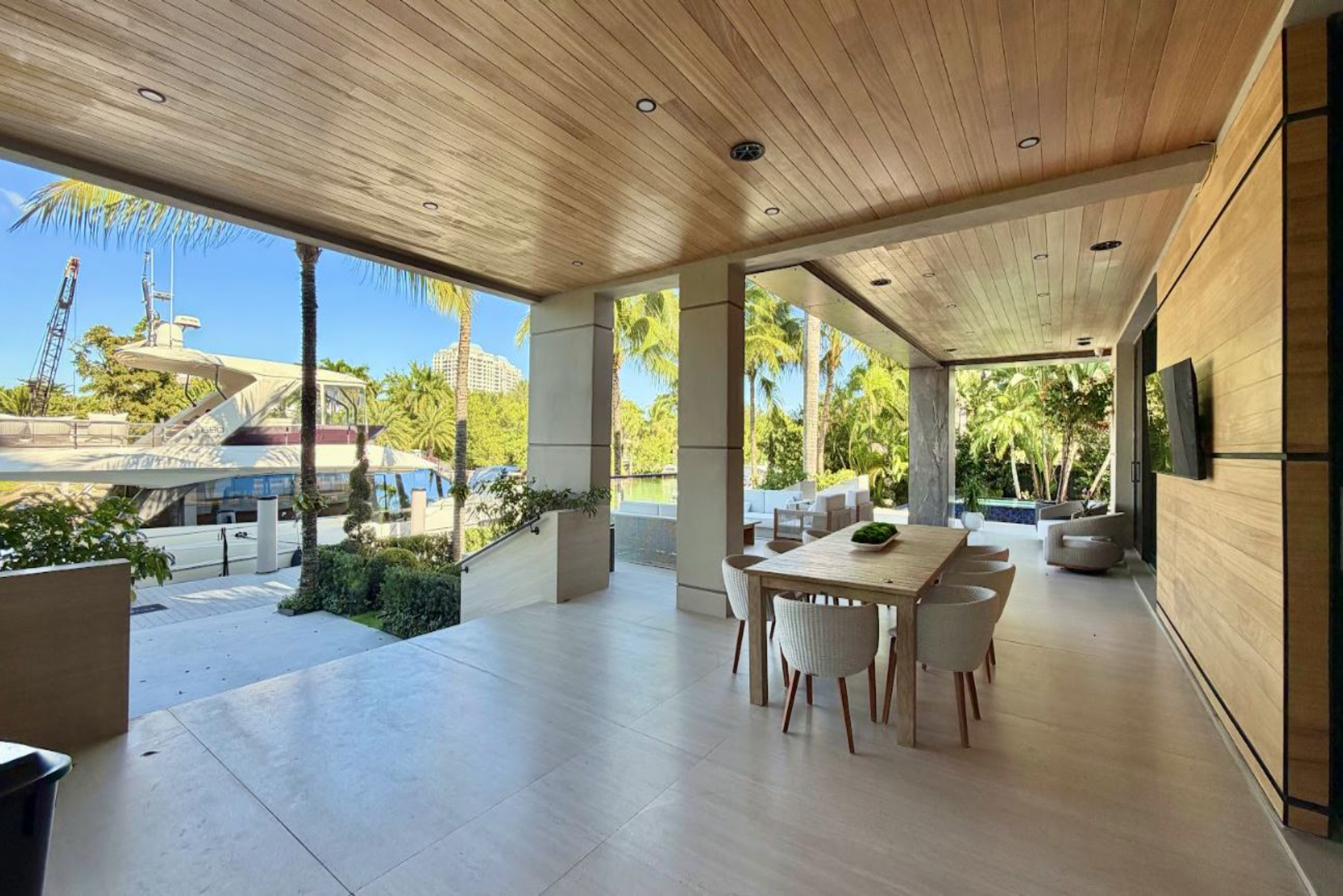 MiraDar Estate | Photo 16