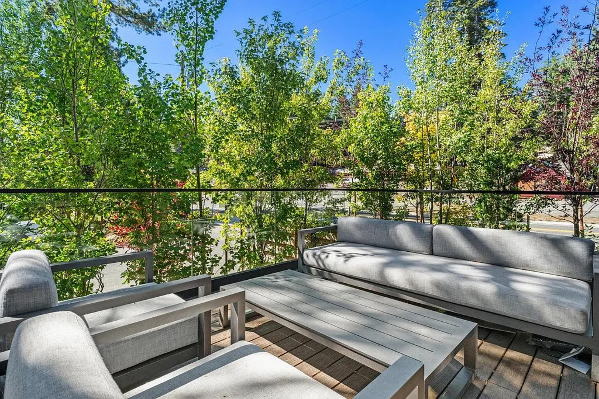 Old Cedars Place | Photo 19