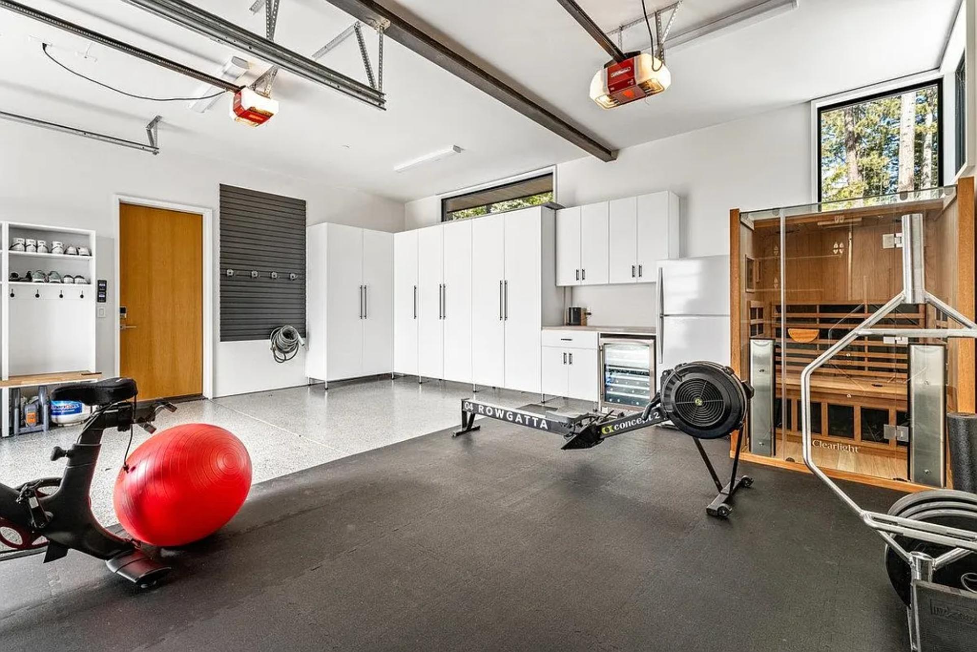 Old Cedars Place | Photo 10