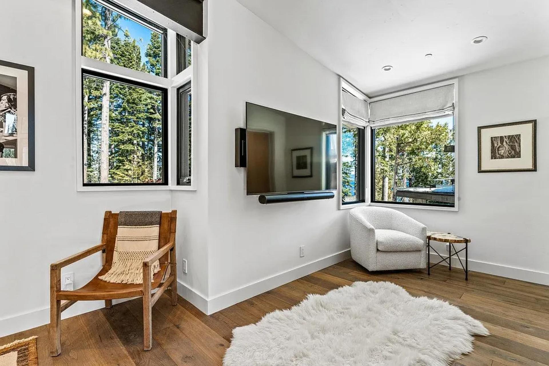 Old Cedars Place | Photo 9