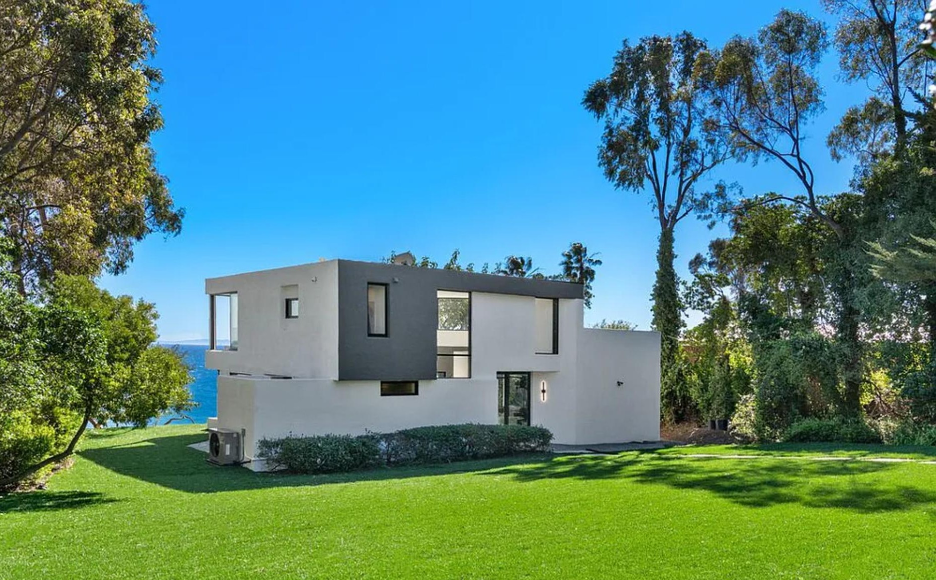 Cliffside Drive | Photo 2