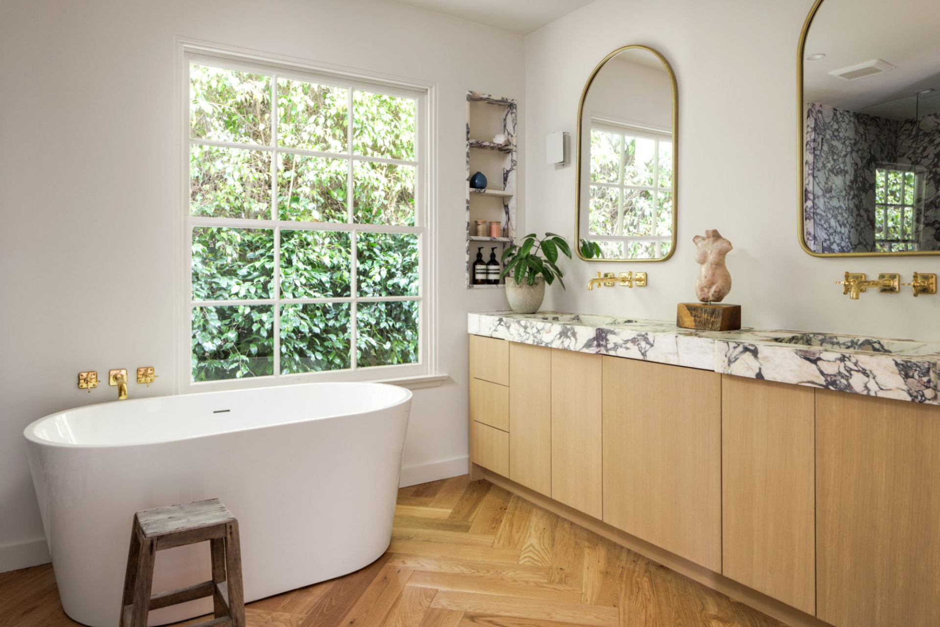 Belfast Manor | Photo 23