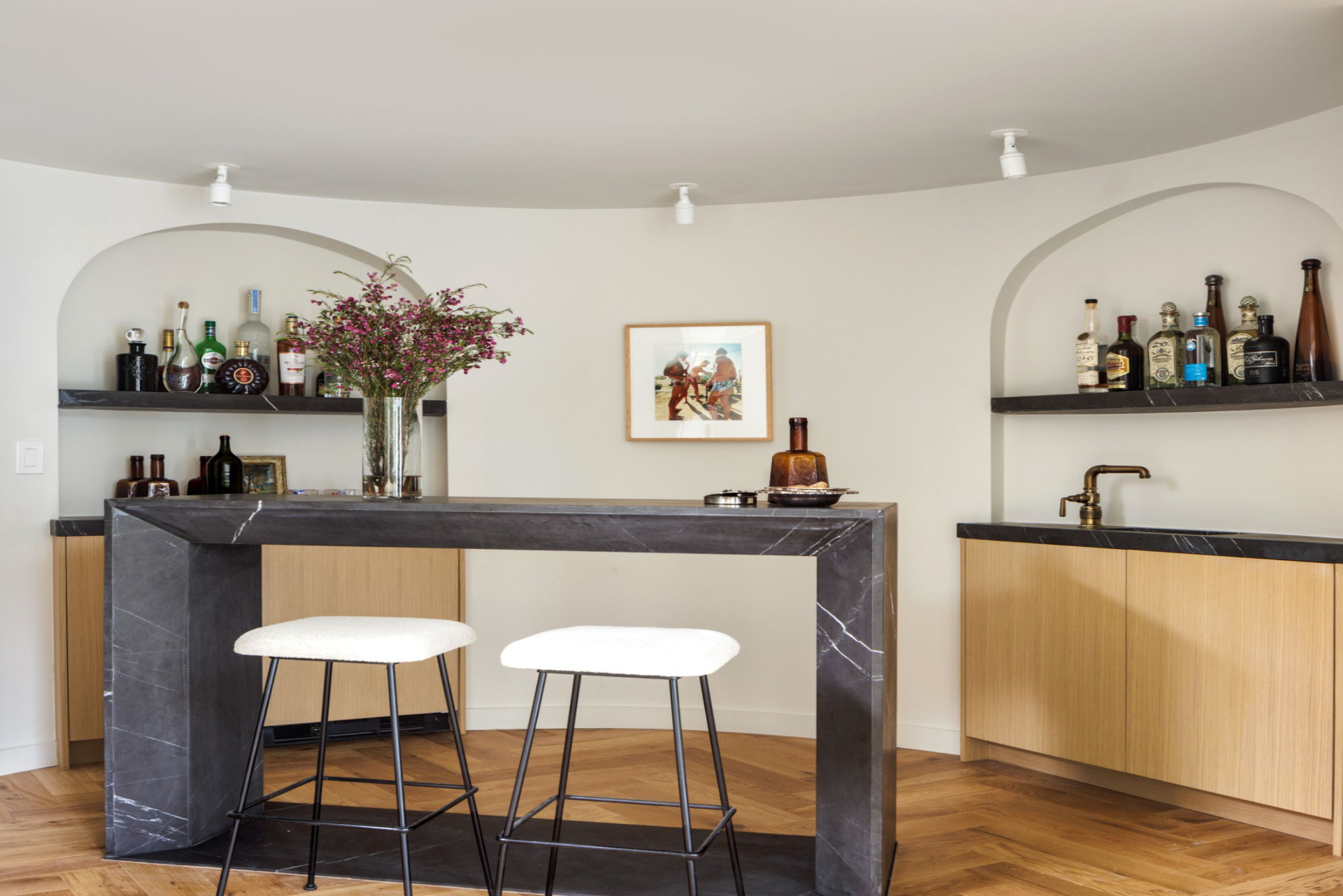 Belfast Manor | Photo 13