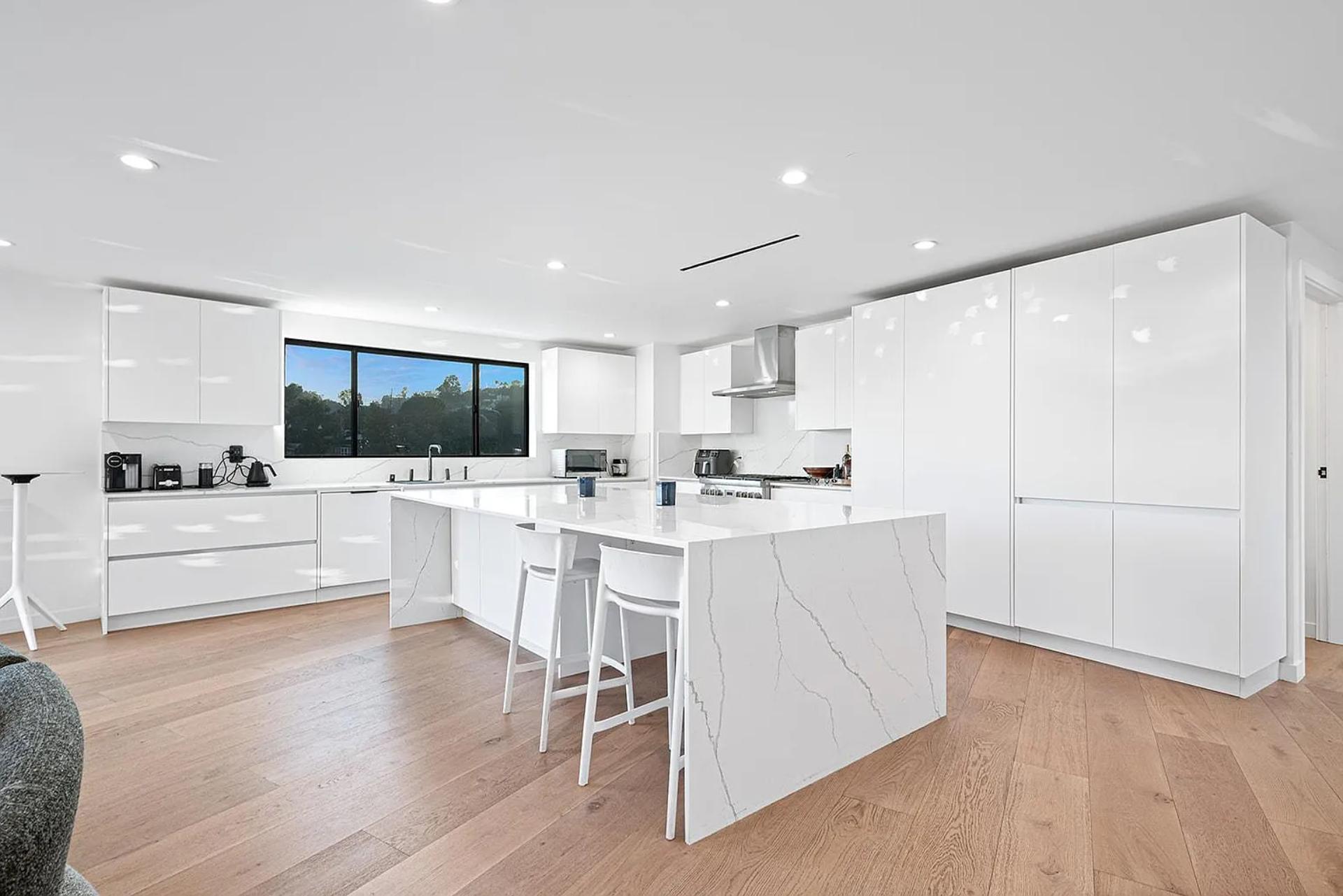 Skyline Villa | Photo 7