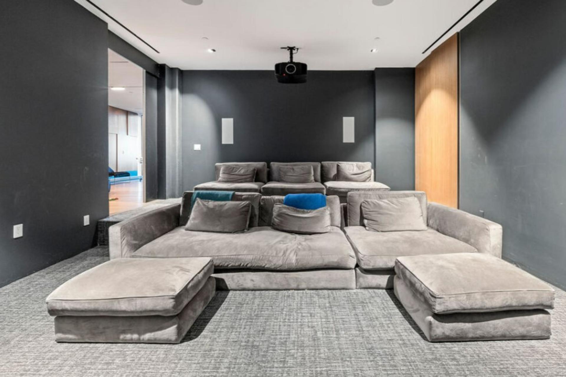 Carlton Way | Photo 28