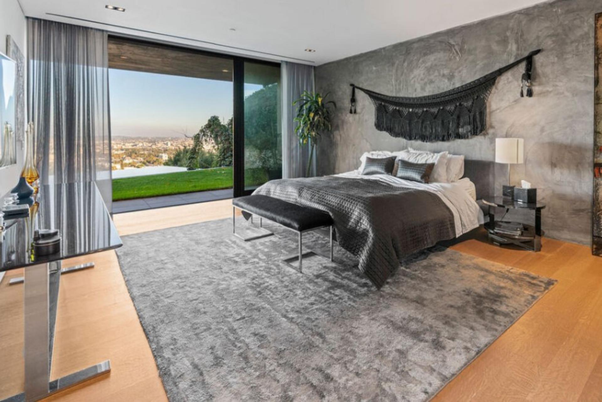 Carlton Way | Photo 17