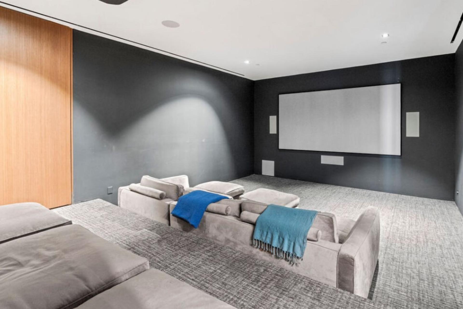 Carlton Way | Photo 29