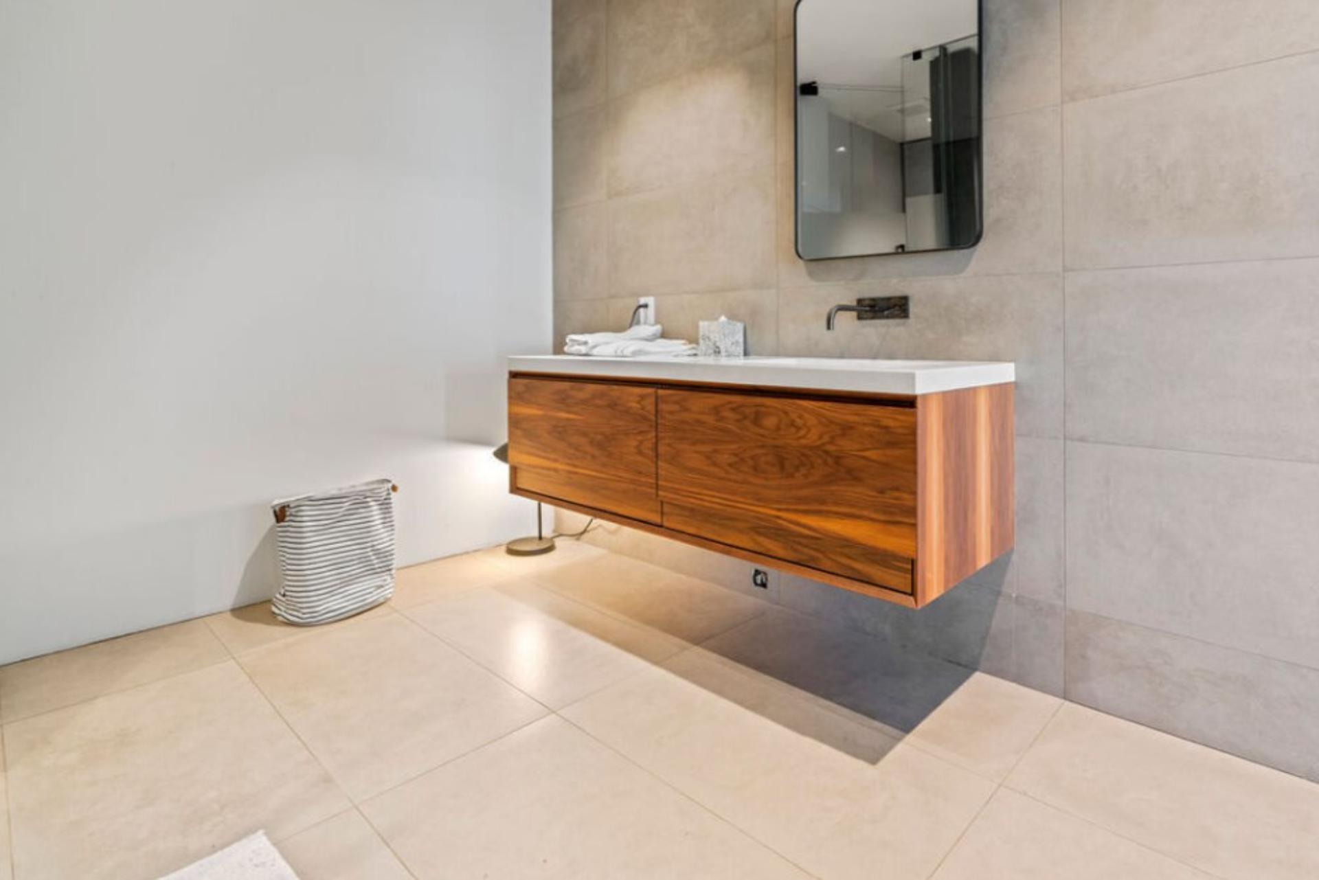 Carlton Way | Photo 18