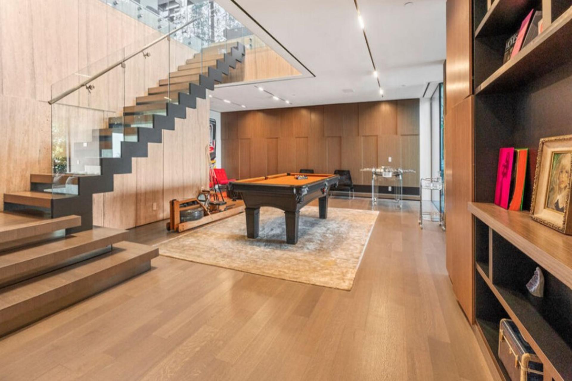 Carlton Way | Photo 7