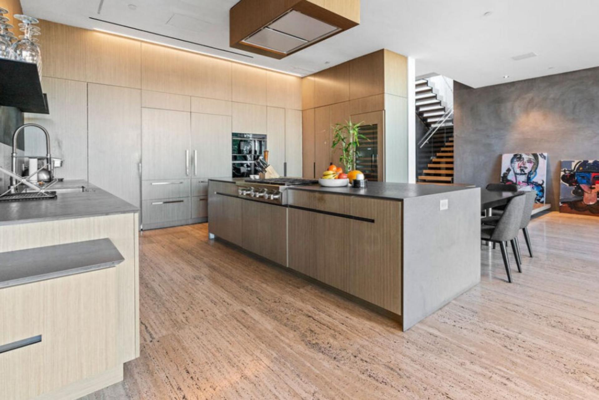 Carlton Way | Photo 14