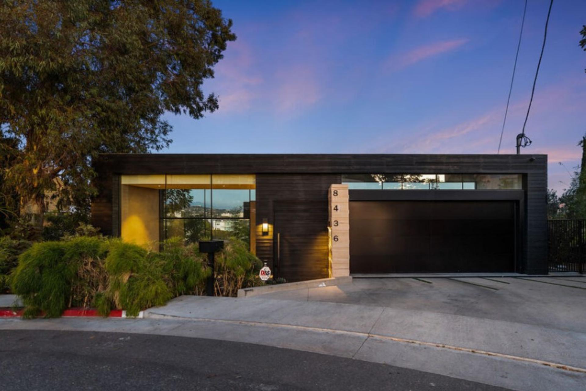 Carlton Way | Photo 6