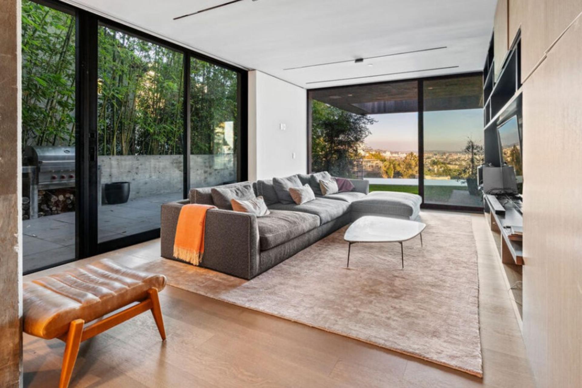 Carlton Way | Photo 10