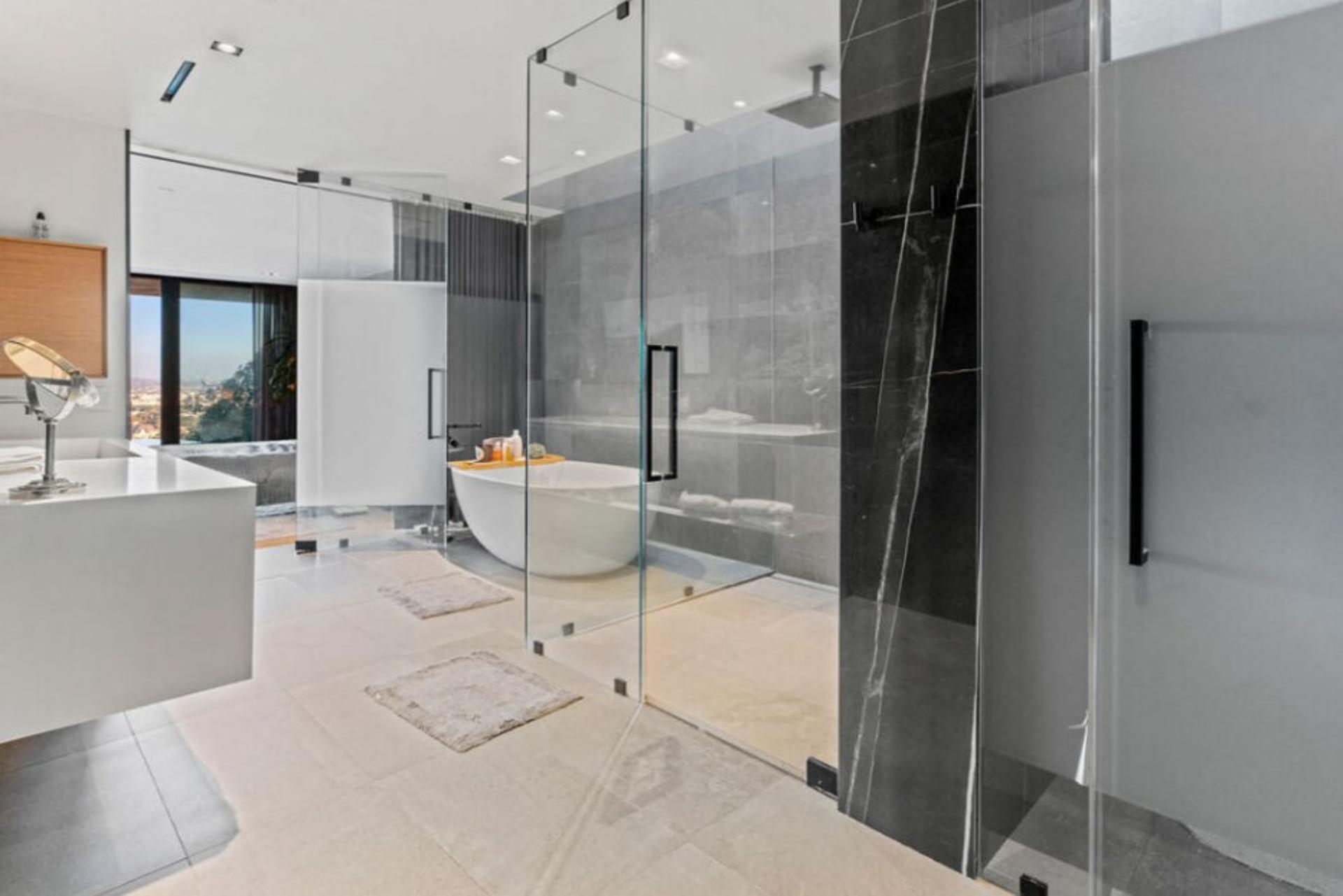 Carlton Way | Photo 19