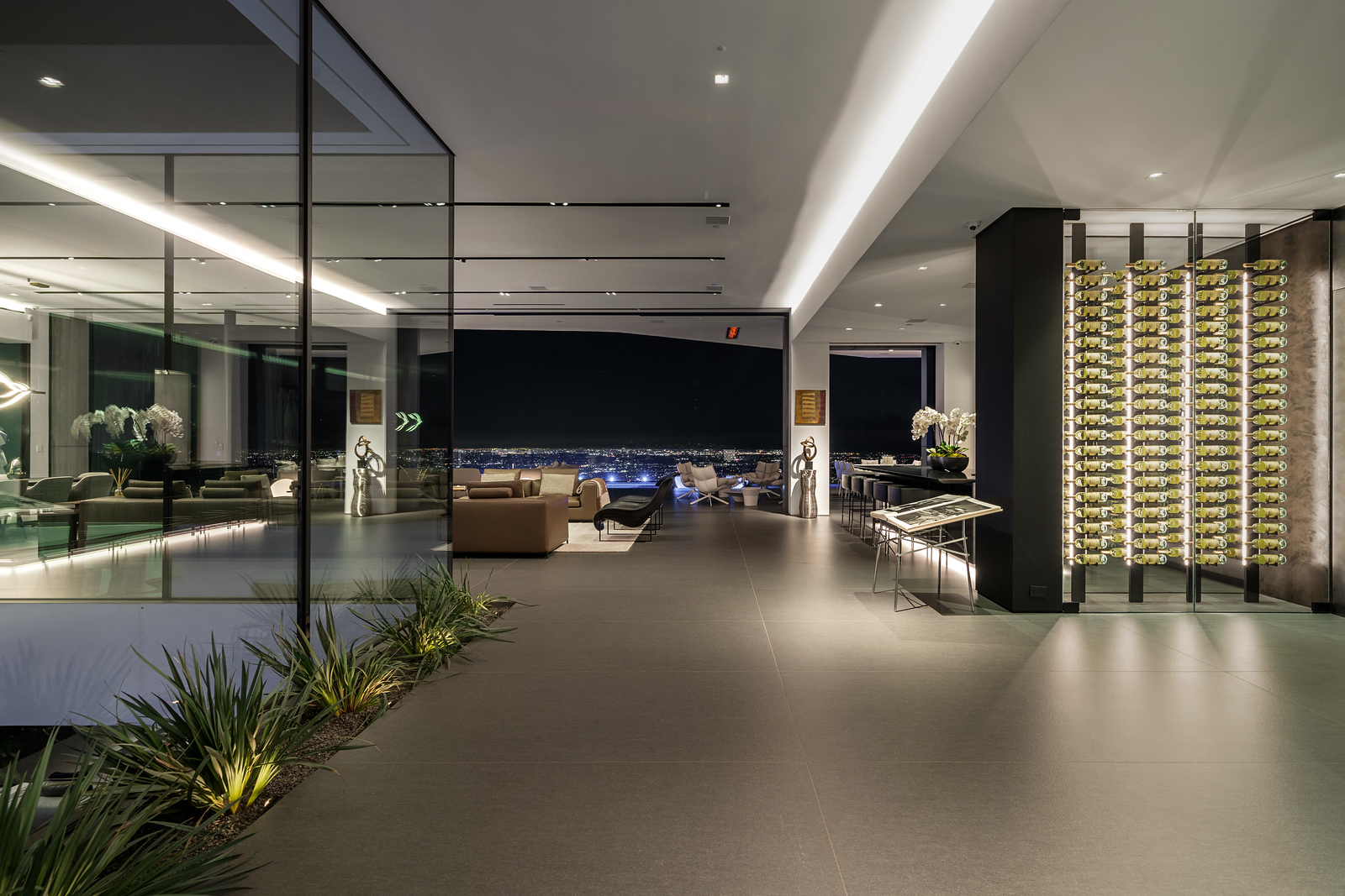 Gotham Estate | Photo 30