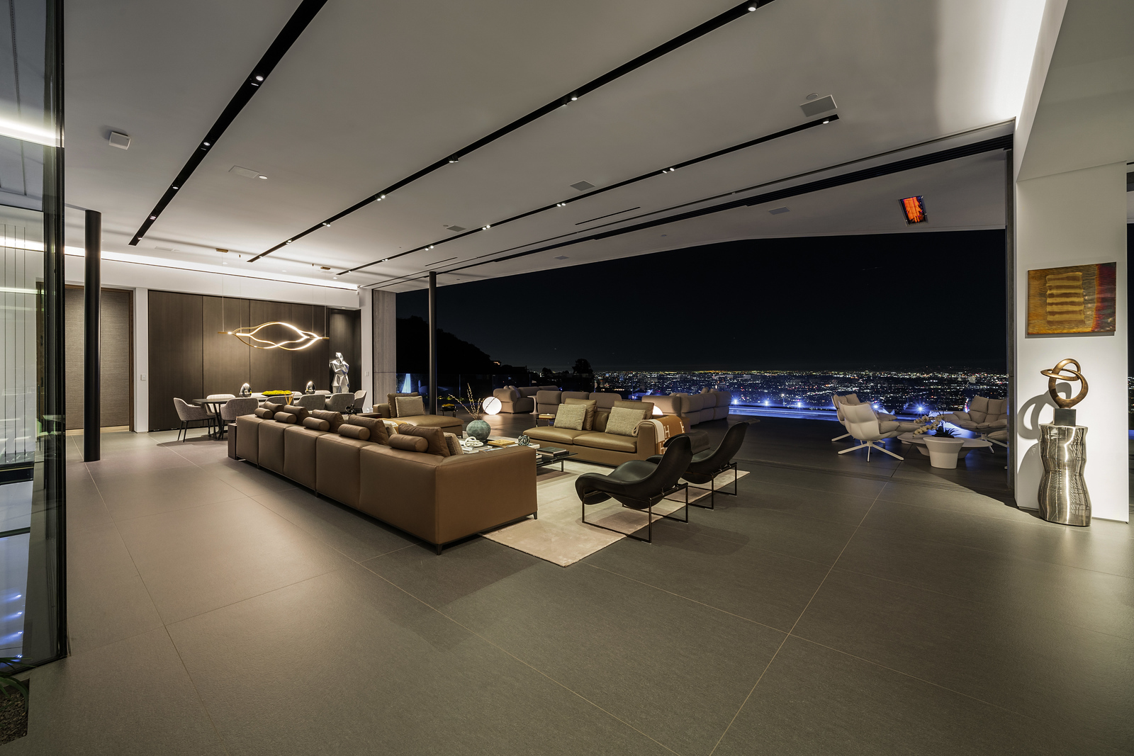 Gotham Estate | Photo 13