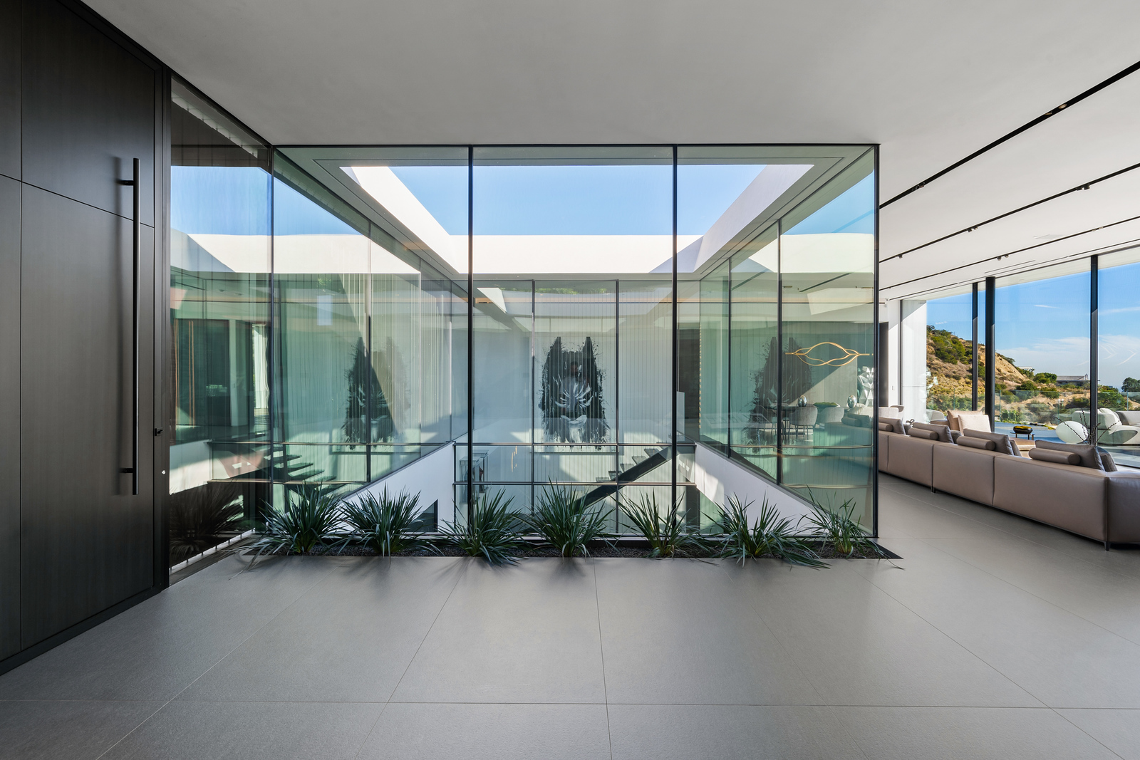 Gotham Estate | Photo 6