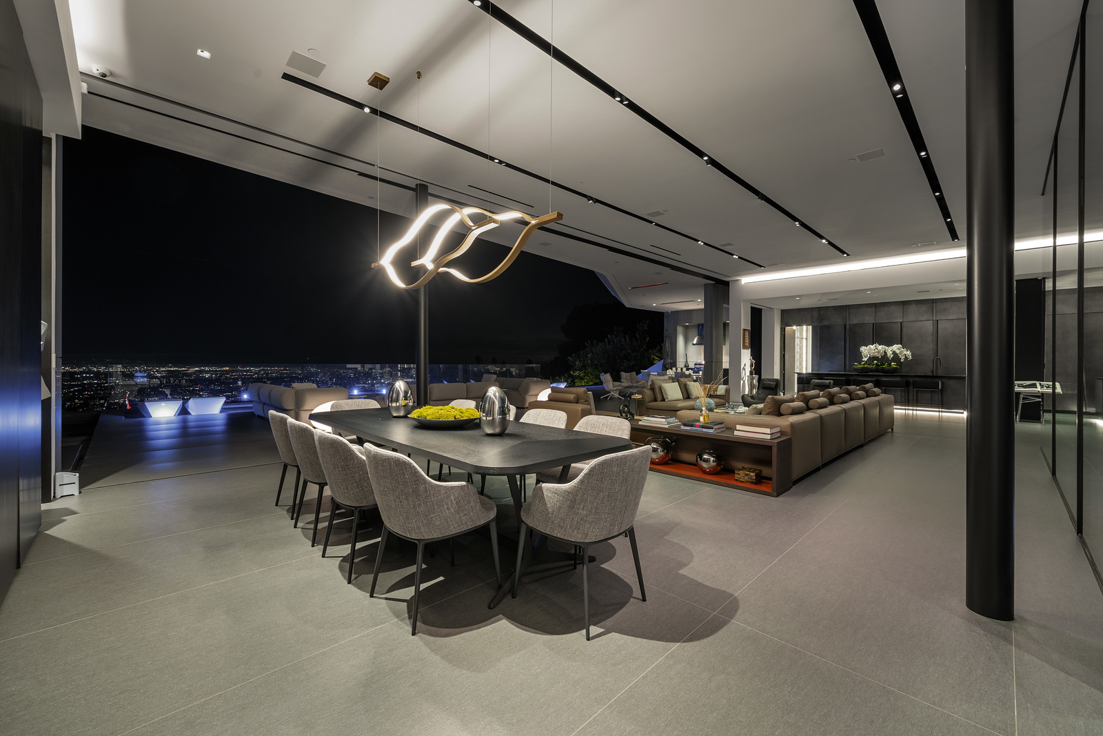 Gotham Estate | Photo 24