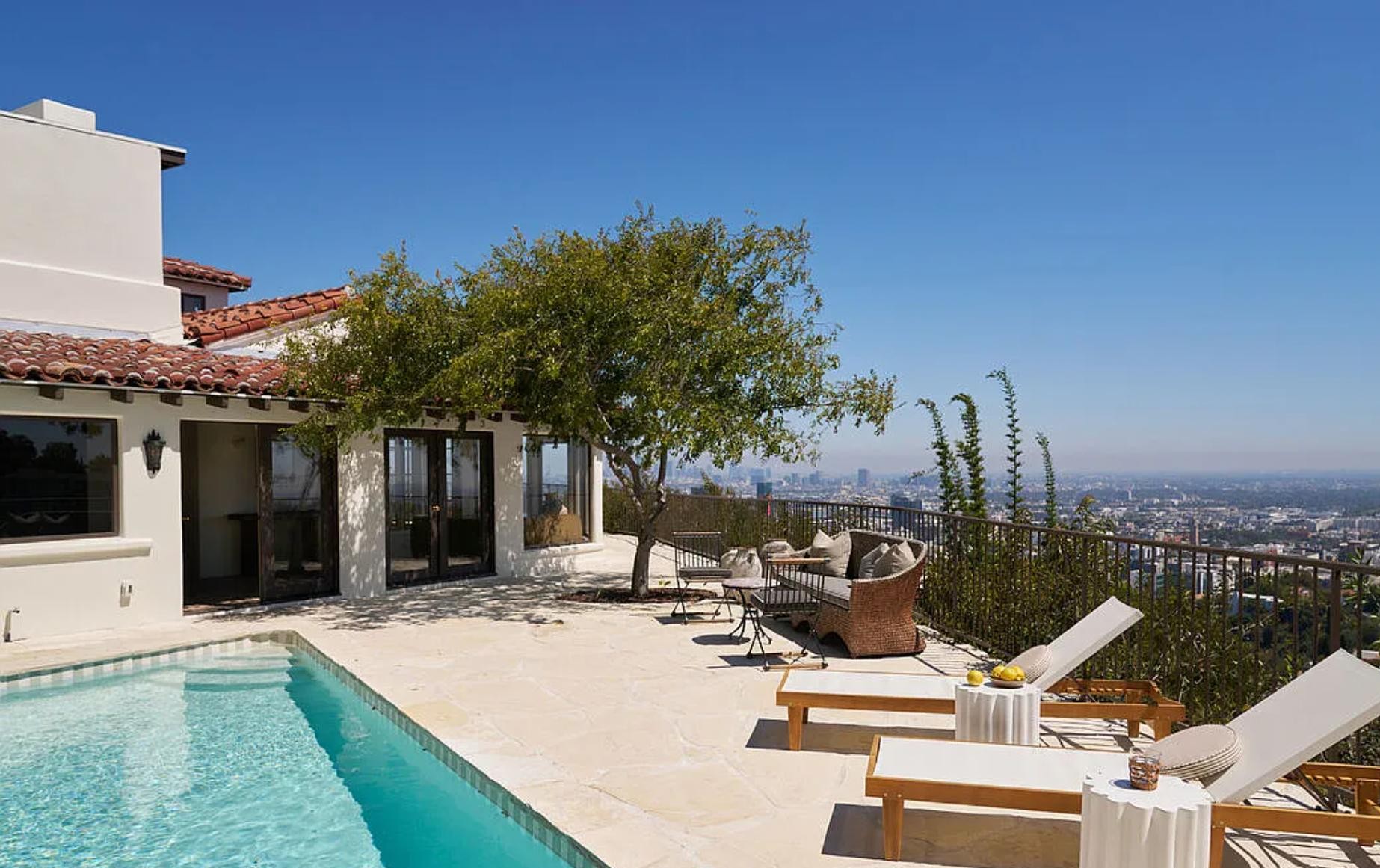 Los Tilos Estate interior