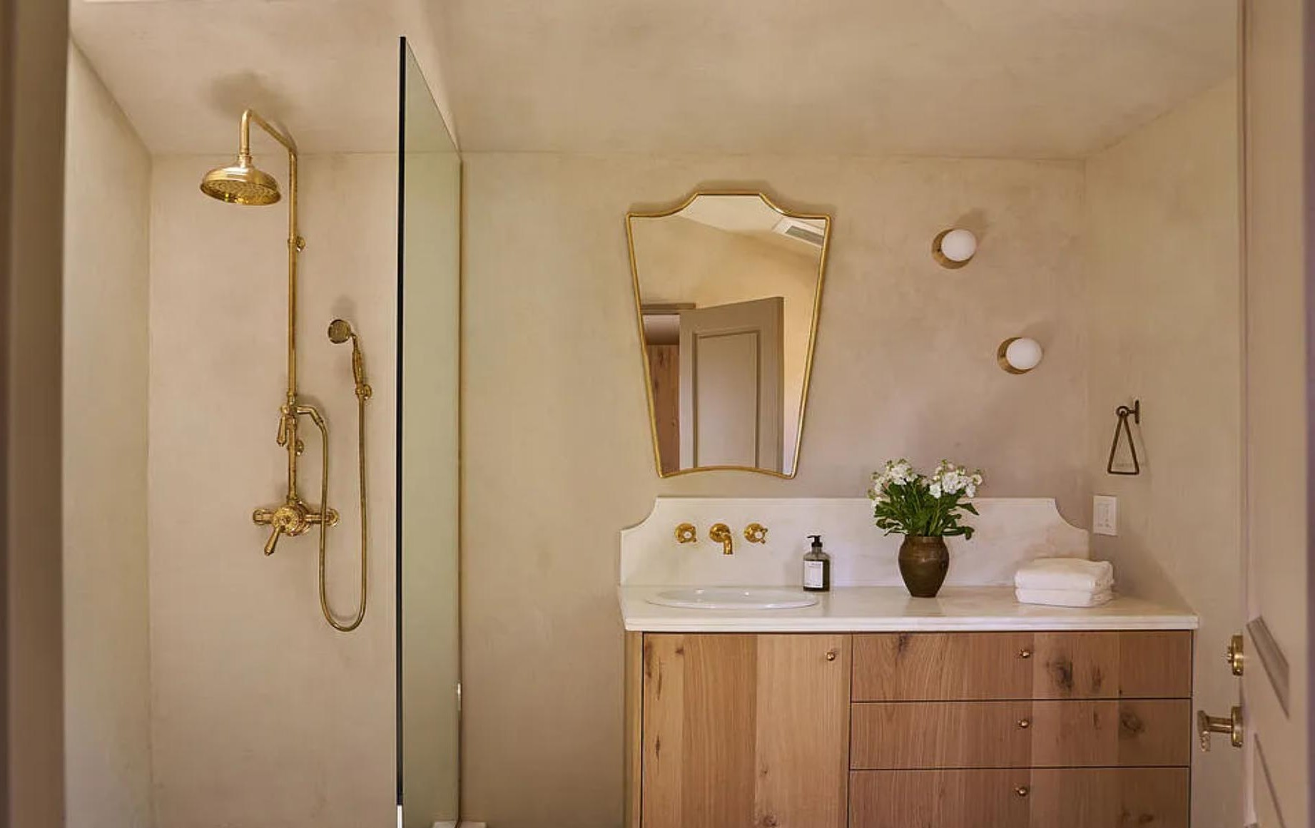 The Los Tilos Estate — photo 26