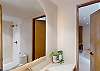 Aflora - A403 - Penthouse Apartment - Guest Suite #2