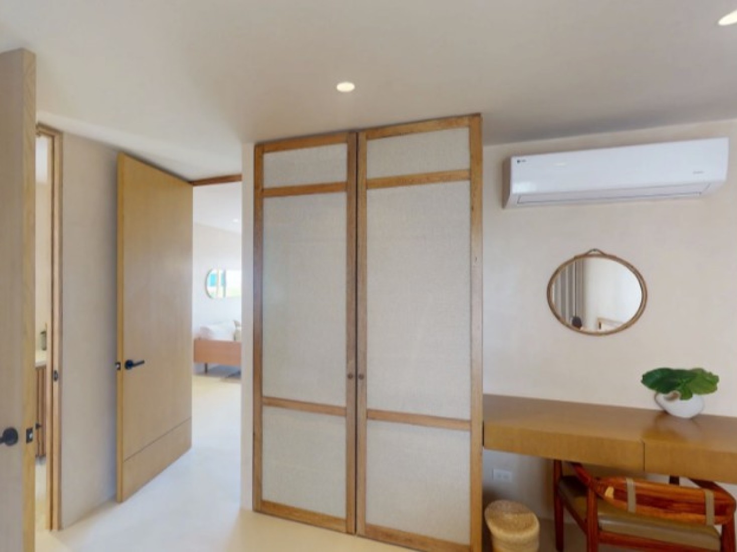 B402 - Penthouse w/Private Pool | Photo 12