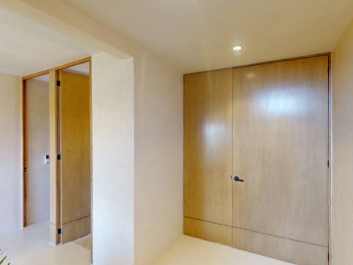 C402 - Penthouse w/Private Pool | Photo 15