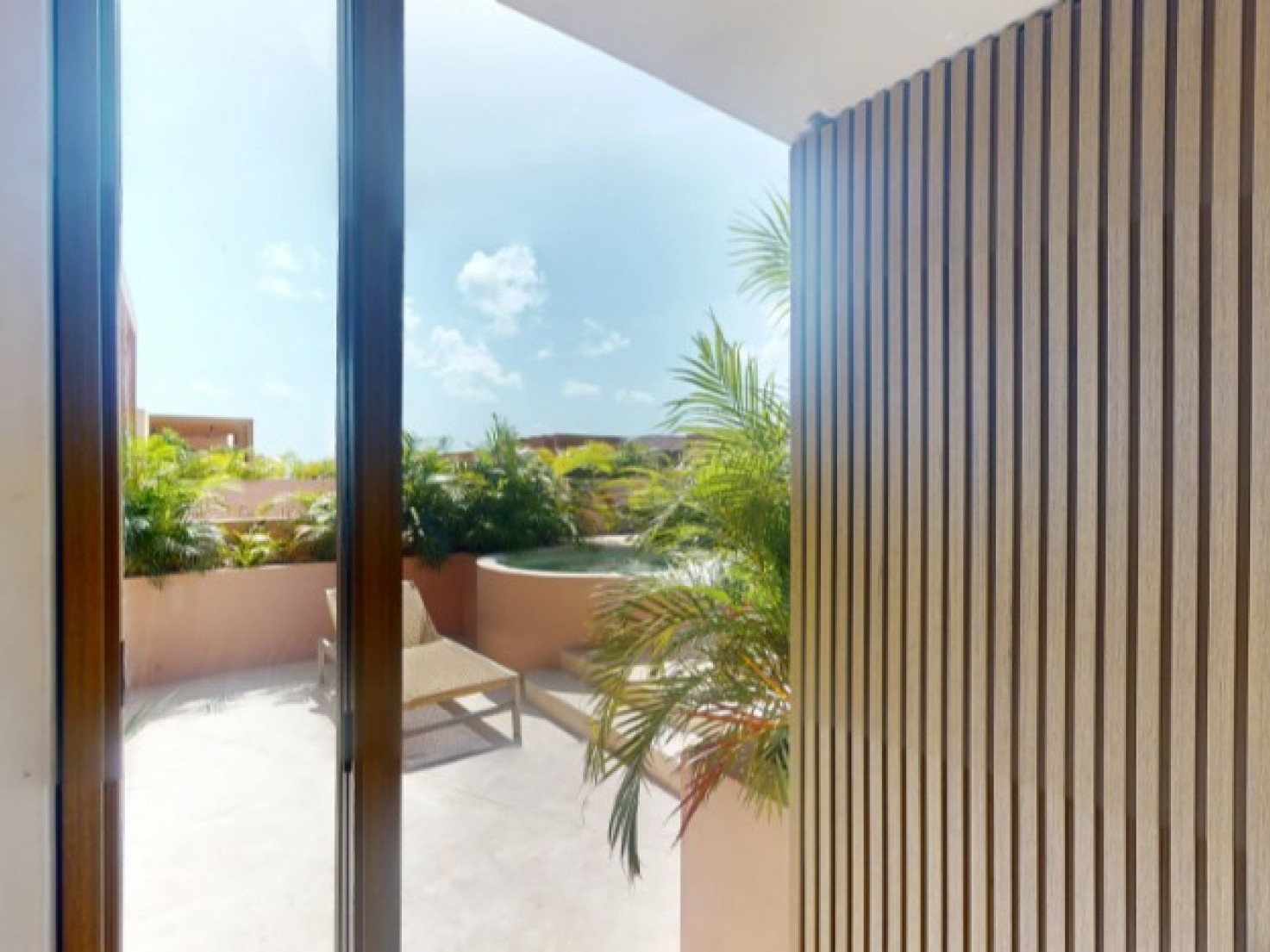 C402 - Penthouse w/Private Pool | Photo 12