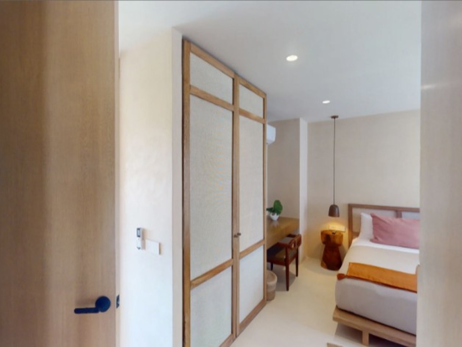 C402 - Penthouse w/Private Pool | Photo 6