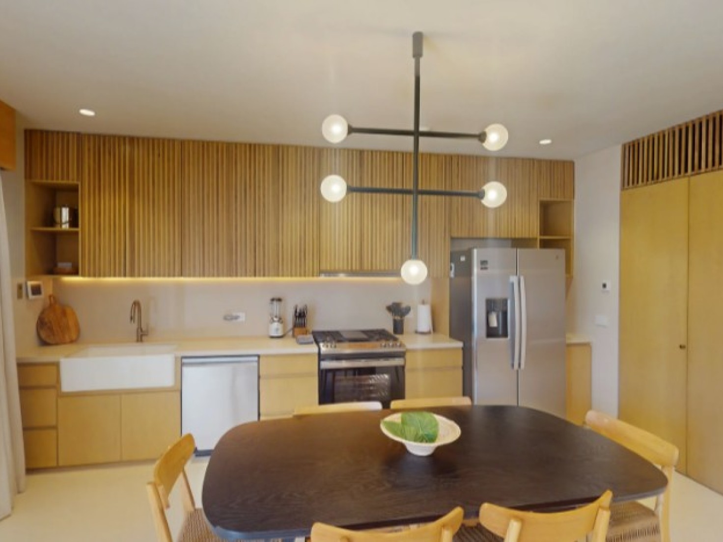 D303 - Elegant Apartment | Photo 8