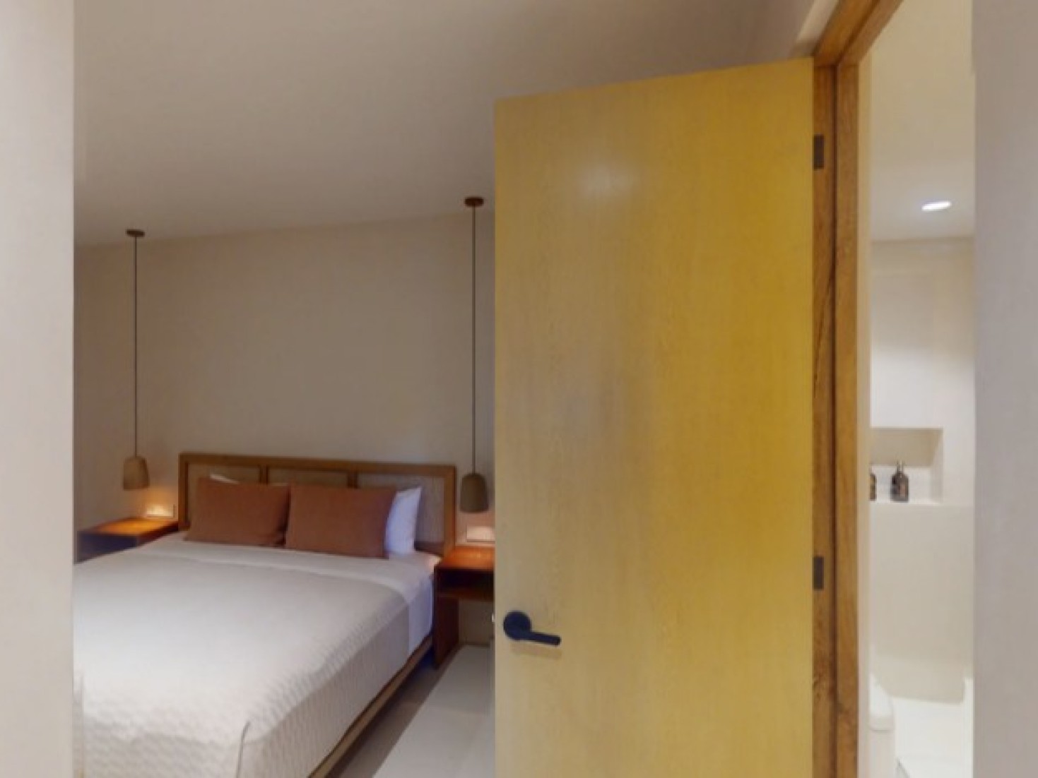 D303 - Elegant Apartment | Photo 11