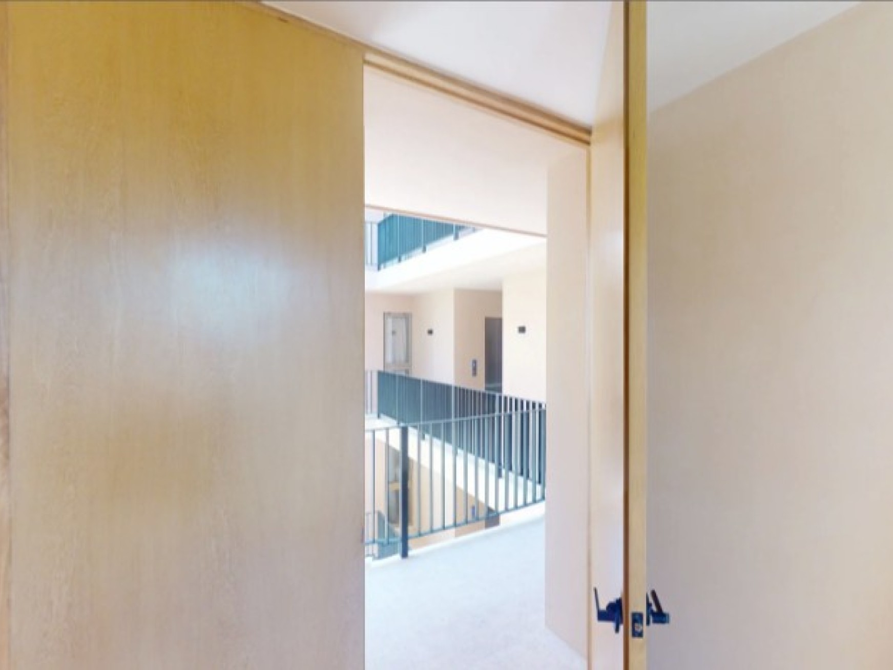 I302 - Elegant Apartment | Photo 13