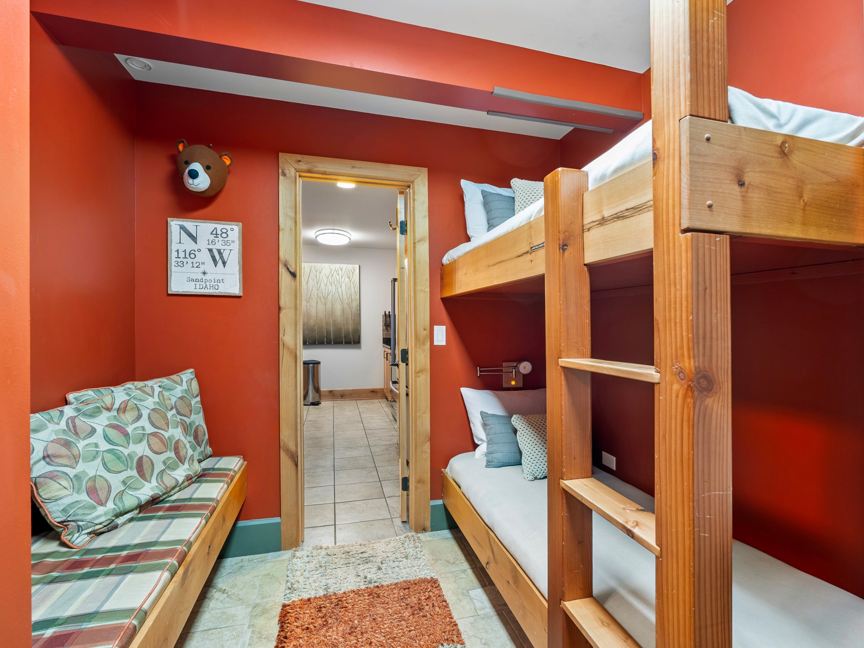 Heated Outdoor Pool, Private Beach, Marina Access - Gorgeous Lakeside Retreat - Sandpoint, ID