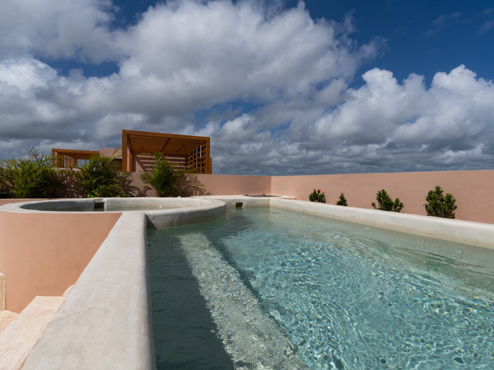 C403 - Penthouse w/Private Pool 2